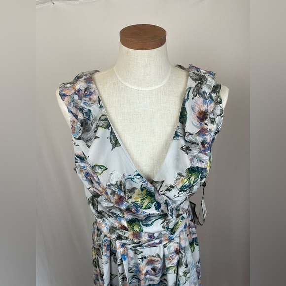 Adrianna Papell ruffled v neck floral sleeveless dress size 4 NWT - Picture 2 of 12